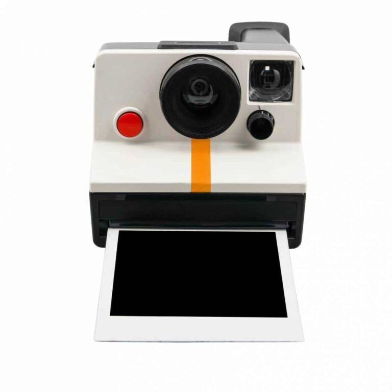 polaroid-une-grande-marque-de-la-photo-qui-volue-avec-son-temps