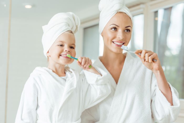 Se brosser les dents pour une bonne hygiene bucco dentaire