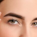 Comment appliquer correctement une crème pour le contour des yeux ?